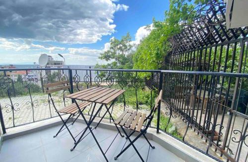 Konak Apartment | Stone Studio with Beautiful View in heart of İzmir