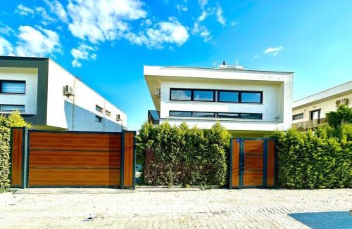 Kusadasi Villa | MYs Paradise Deluxe Familien-Villa 100 Percent Privacy