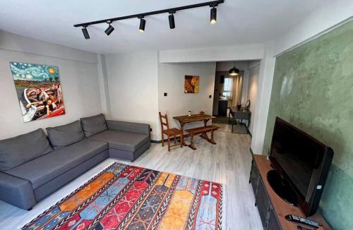 Moda Apartment | Central & cosy flat for 4 Person