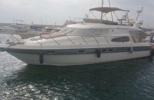 Dalyan Mahallesi Boat Rental | yatch for rent izmir cesme 3 camaras kiralik yat
