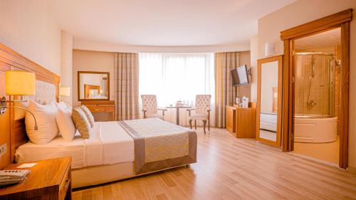 Mezetli Hotel | Yücesoy Liva Hotel Spa & Convention Center Mersin