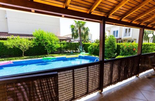 Kadriye Villa | Paradise Town Villa Royal