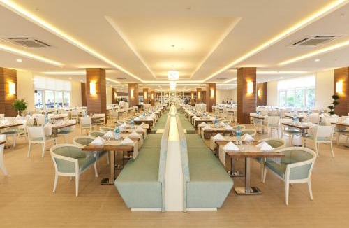 Side Resort | Paloma Oceana