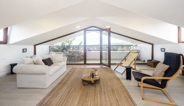 Remarkable Villa Close to Beach with Pool in Sile