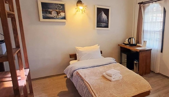 Manastırhan Otel Kazdağları in Edremit