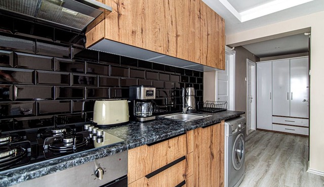 Cozy Flat 2 min to Taksim Square near Metro in Istanbul