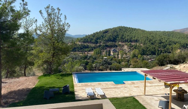 Stonehouse w Fireplace, Pool and Backyard in Izmir