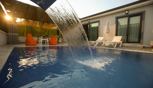 3 bedroom villa with private swimming pool