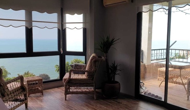Harika manzara, Yüksek konfor, Aile evi. in Rize