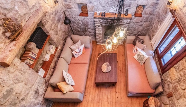 Chic Villa w Fireplace 3 min to Beach in Bodrum in Bodrum