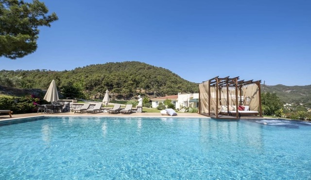Flat with Shared Pool in Marmaris