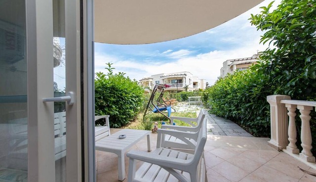 Private House with Pool and Garden in Mugla in Milas