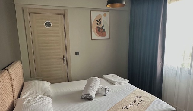 Reyna-Be Boutique Hotel in Dikili