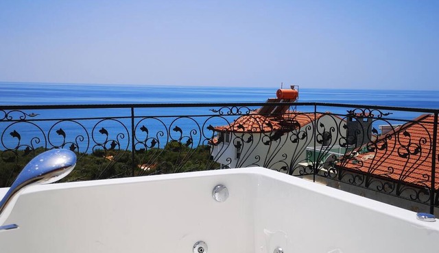 Seaside Bliss: Villa Nova in DEMRE