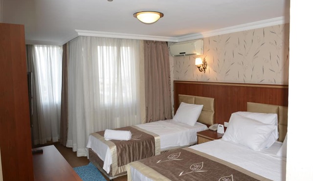 Hermanos Hotel in Istanbul
