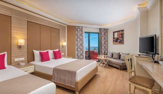Delphin Deluxe Resort Hotel - All Inclusive in Alanya
