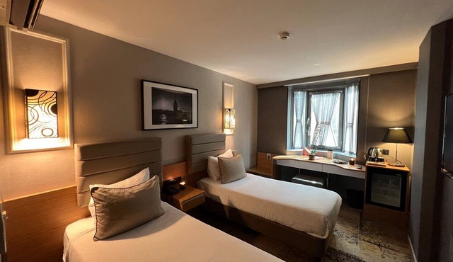 All Seasons Hotel in Istanbul