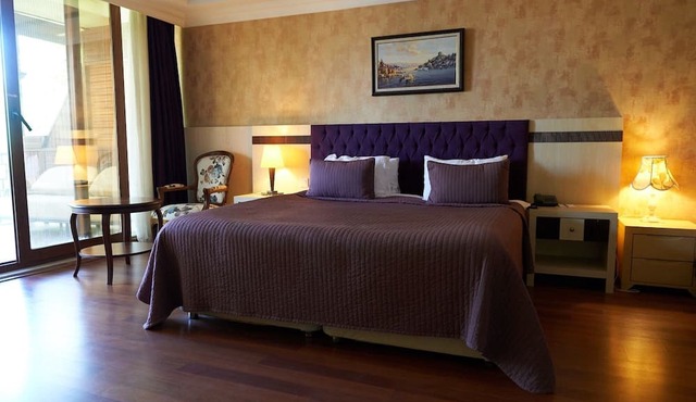 Phellos Suites