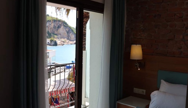 Sardinia Hotel in Amasra
