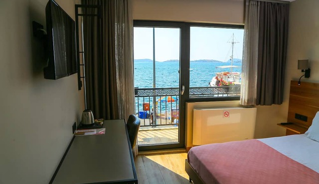 Senyildiz Hotel in Foça