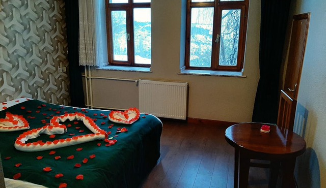 Kapadokya Stonelake Hotel in Guzelyurt