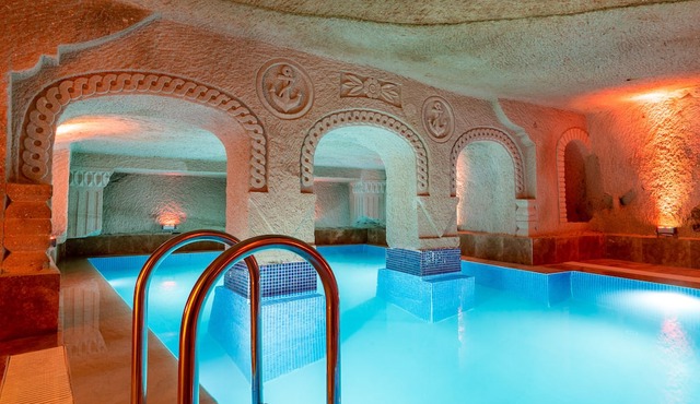 Cappadocia Ennar Cave Swimming Pool Hot & SPA in Nevsehir