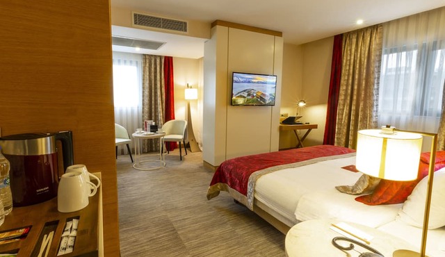 Kuhla Hotel in Yomra