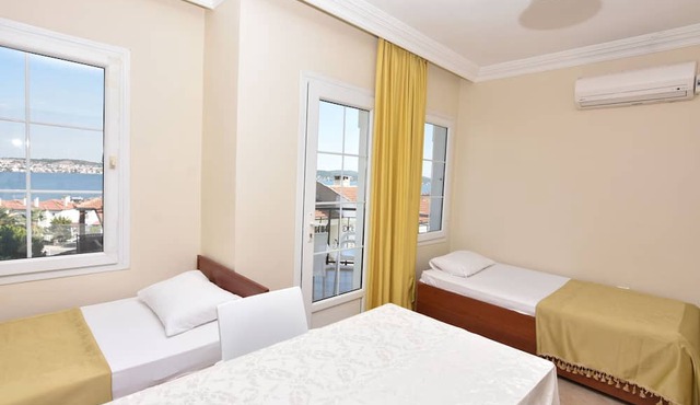 Uzun Apart Otel in Ayvalik
