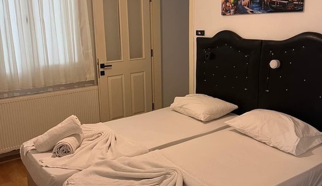 Merkez Pansiyon Sarımsaklı in Ayvalik