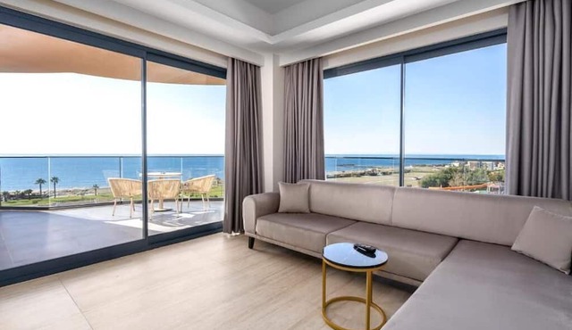 Arsuz Jumanah Premium in Arsuz