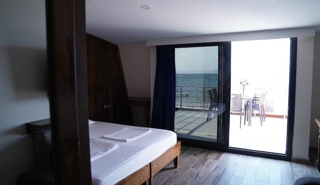 ASTROİA OTEL & BİLİM KAMPI in Lapseki