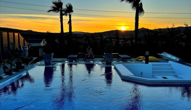 Sunken seated fire pit Villa with 4 bedroom in Foca