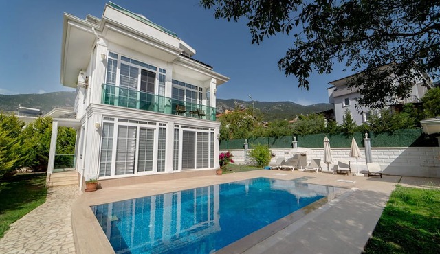 Villa w Private Pool, Garden 10 min to Oludeniz in Oludeniz