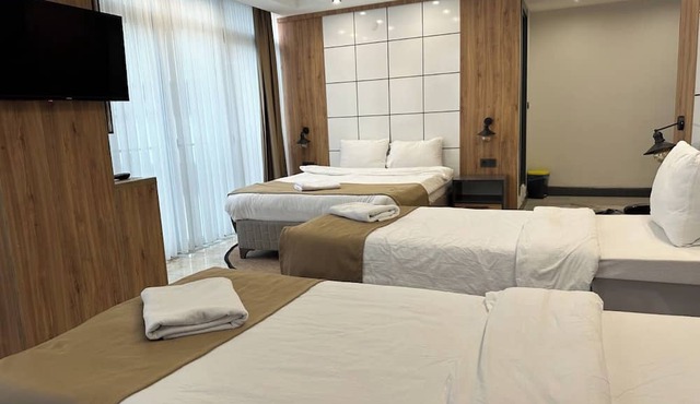 Pars Palas Hotel in Van