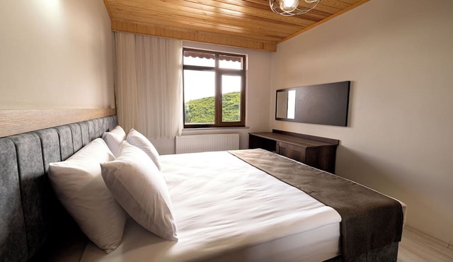 Avulot Mountain Resort Hotel in Surmene