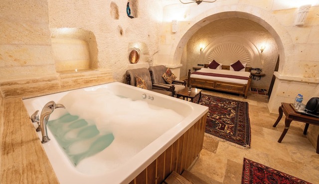 Library Cave Hotel in Urgup