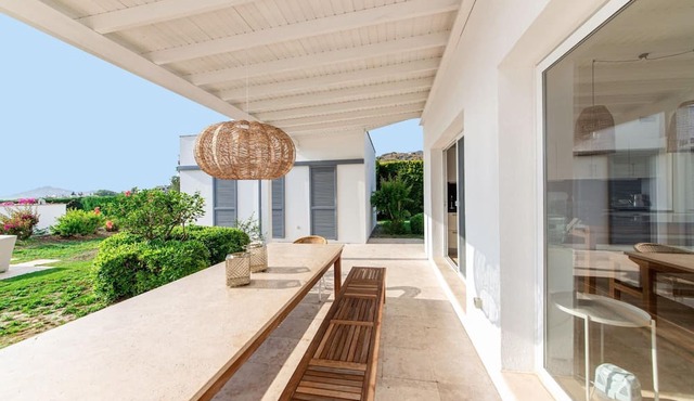 Huge Luxury Villa With Pool Near Beach in Bodrum in Bodrum