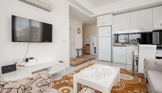 Chic Residence w Balcony 5 min to Beach in Alanya in Antalya