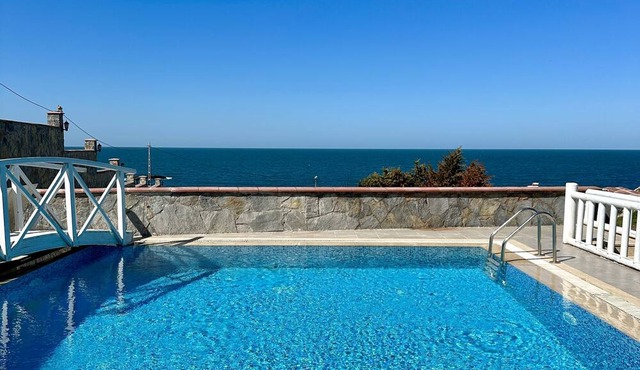 Şile Villa with private pool and sea view