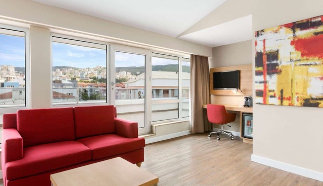 Ramada Encore by Wyndham Istanbul Kartal in Istanbul