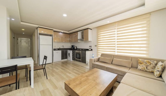 Charming Flat w Balcony, Garden, Pool in Antalya in Antalya