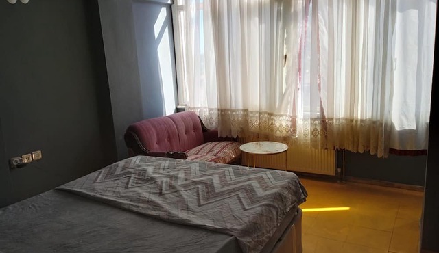 4-bedroom Apartment With River View, Garden, and 24 7 Self Check-in in Edirne