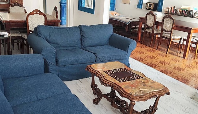 Historical House in Alsancak in Konak