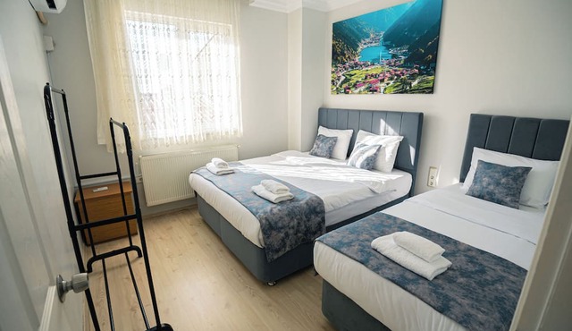 Bayrak Apartmanı Downtown Bayrak Residences Cumhuriyet Muhittin Sk. No:11, 61050 in Trabzon