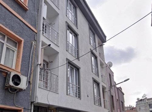 Modern Studio Private Terrace Historic Istanbul in Istanbul