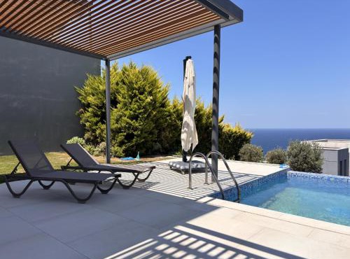 Yalıkavak Villa with Pool Garden Sea View in Bodrum City