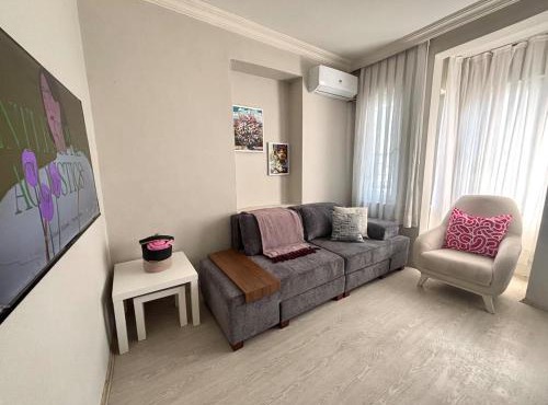 Pink House by the Seashore 2 Bedroom Fiber Internet in Istanbul