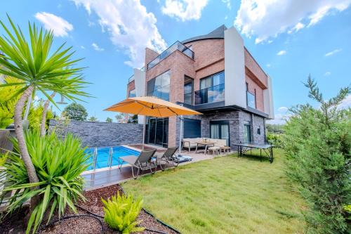 Luxury Forest Villas with Private Pool in Antalya