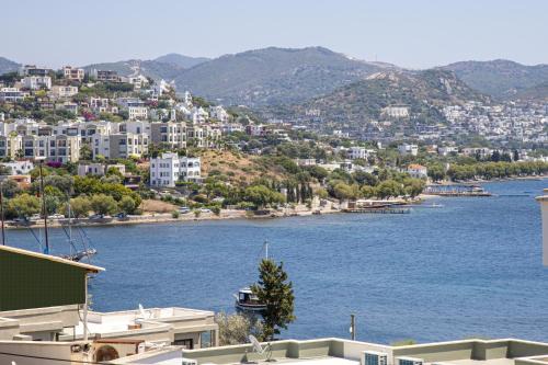 Cozy Duplex with Fascinating View in Yalikavak in Bodrum City