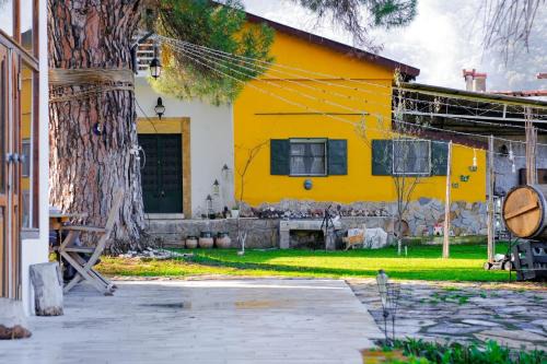 Saygın Farmhouse Ephesus Boutique Hotel in Alacali